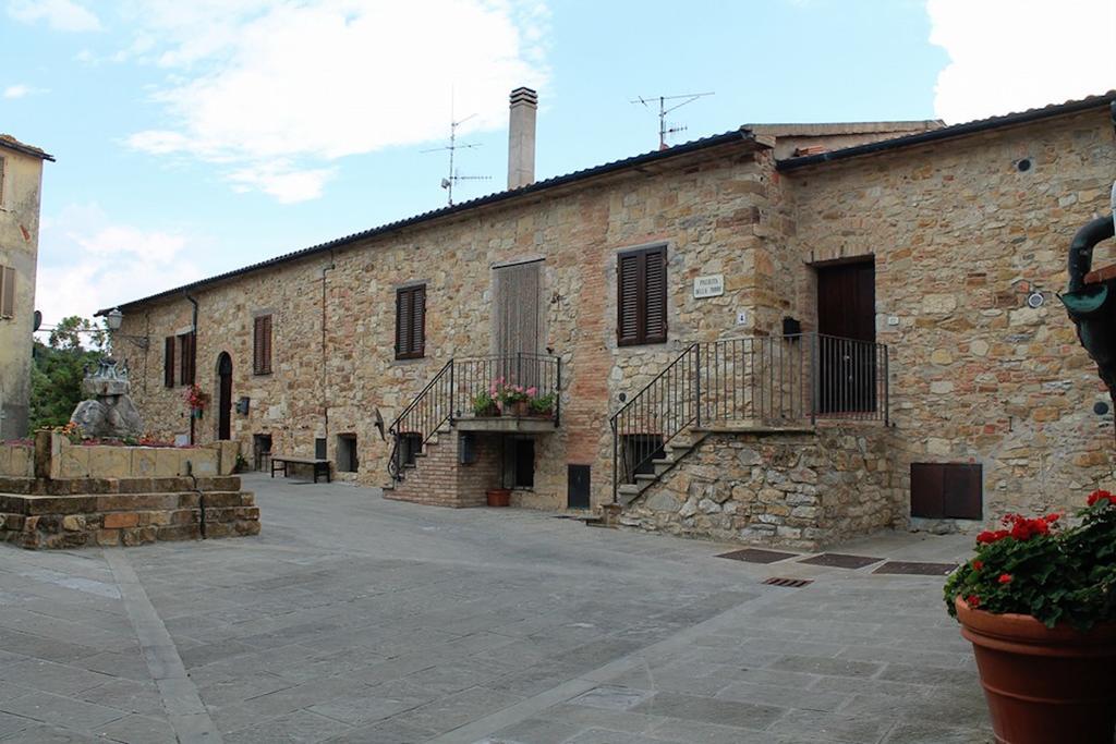 Casa Vacanze In Borgo Monteverdi Marittimo Zewnętrze zdjęcie