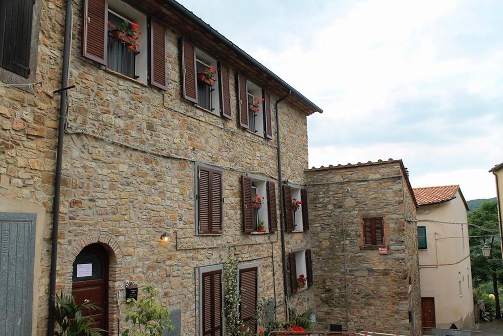 Casa Vacanze In Borgo Monteverdi Marittimo Zewnętrze zdjęcie